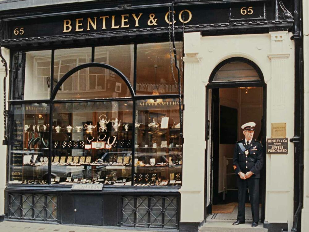 19-Bentley-&-Co-at-65-New-Bond-Street,-circa-1980_land